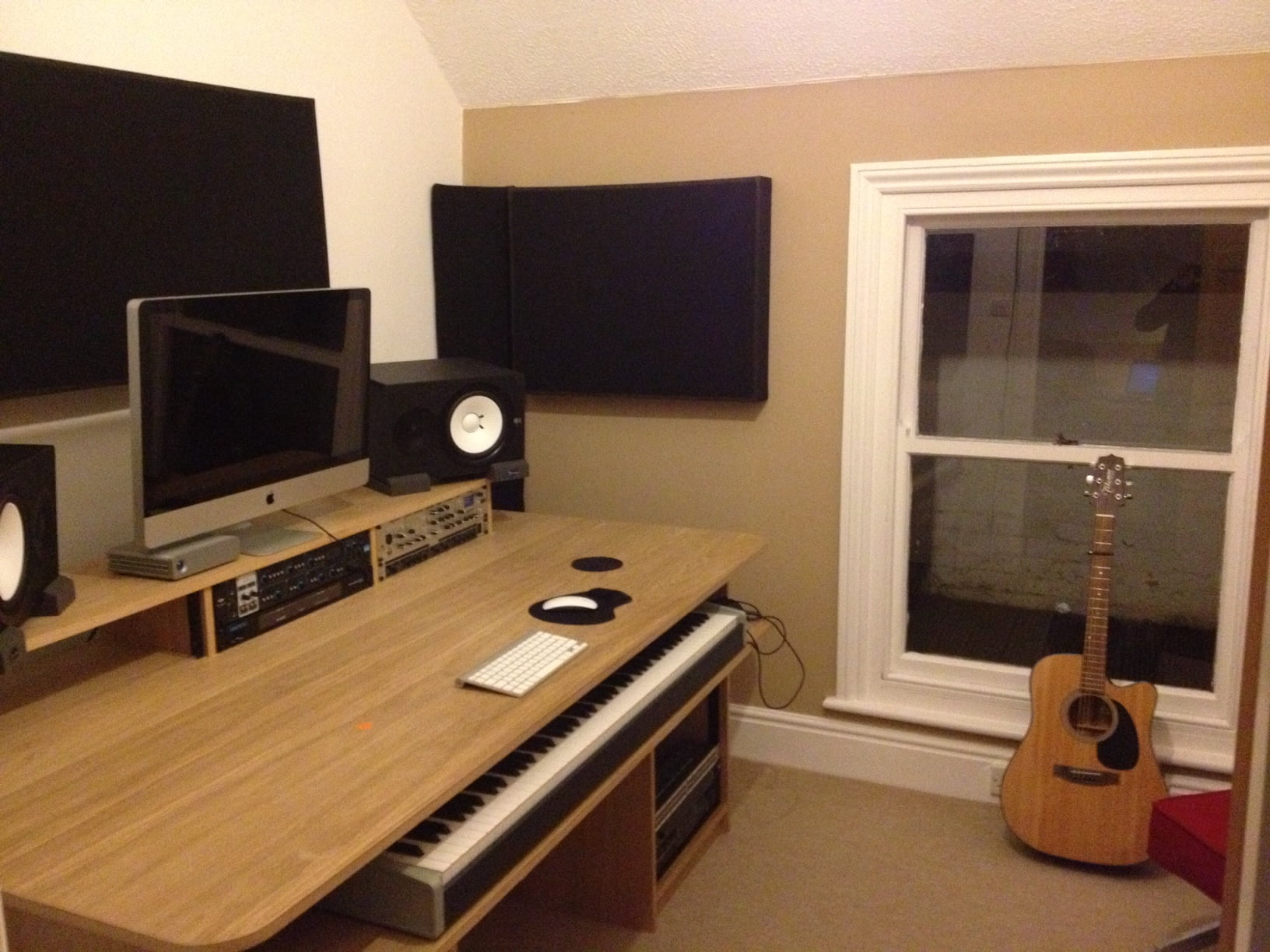 PD2V Producer Workstation Oak Bespoke 03