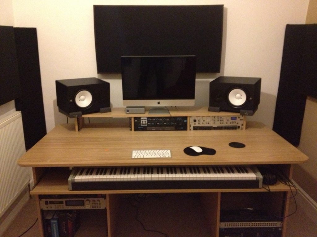 PD2V Producer Workstation Oak Bespoke 04