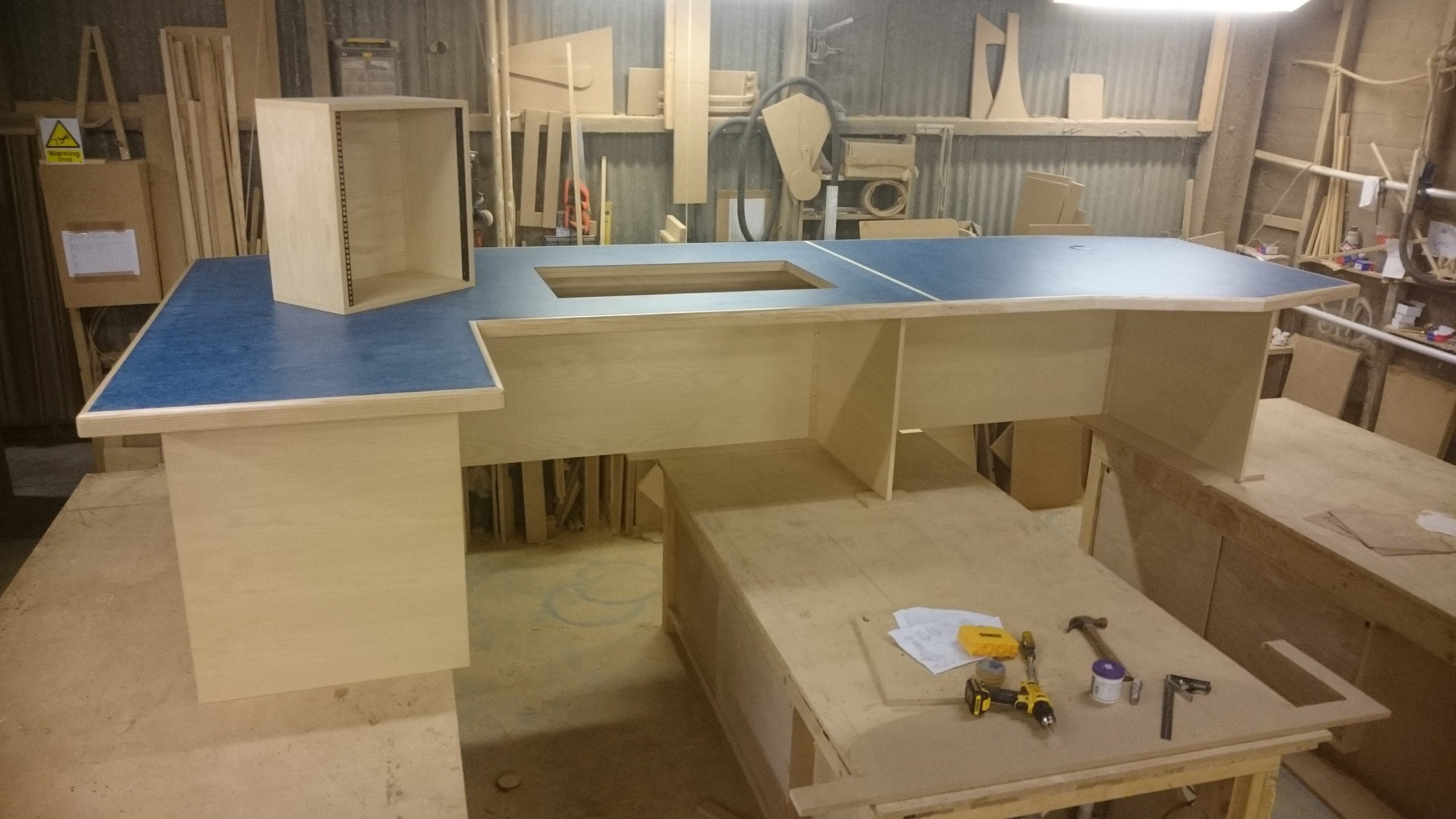 ShoutRadio Desk 2 scaled