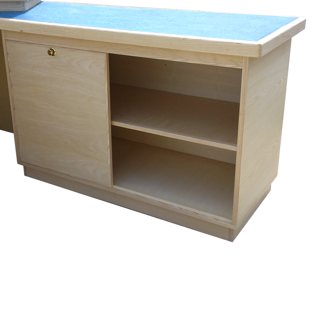Truro HR Radio Furniture 04