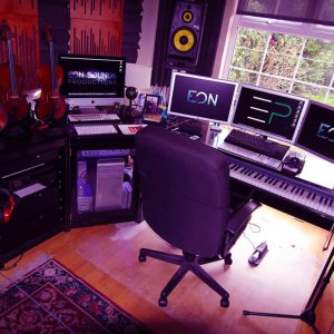 Composer Producer Furniture Keyboard Black Gloss 09