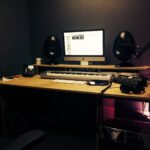 PD2V_Producer_Workstation_Oak_Bespoke_01_Reelworld