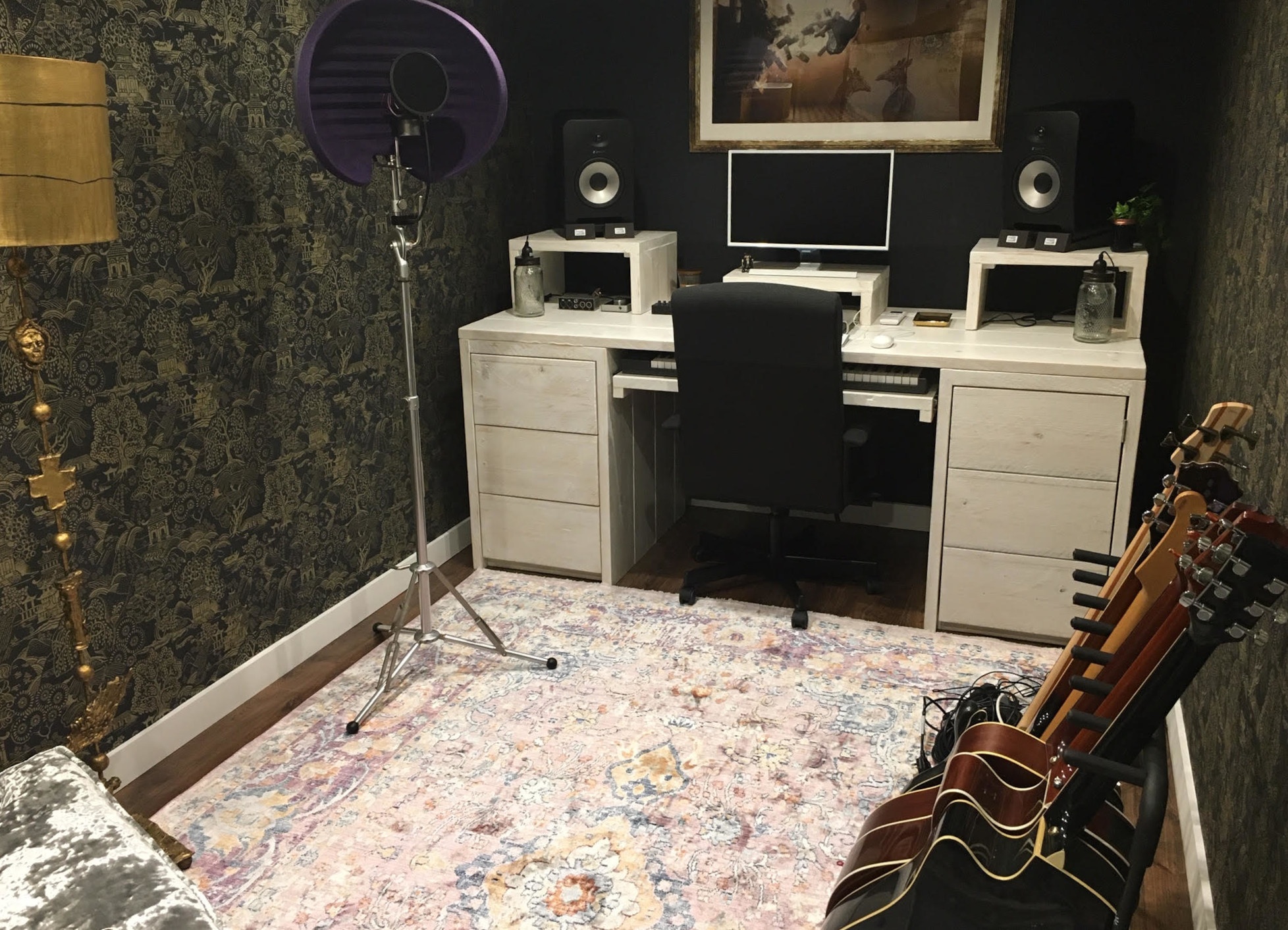 Chuncky Composer Desk 1