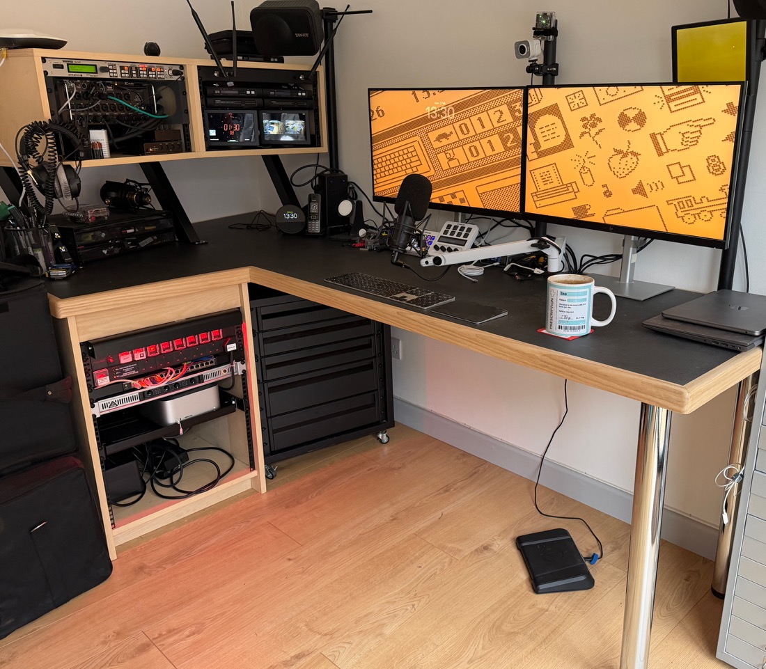 Black And Ash Broadcast Desk (3)